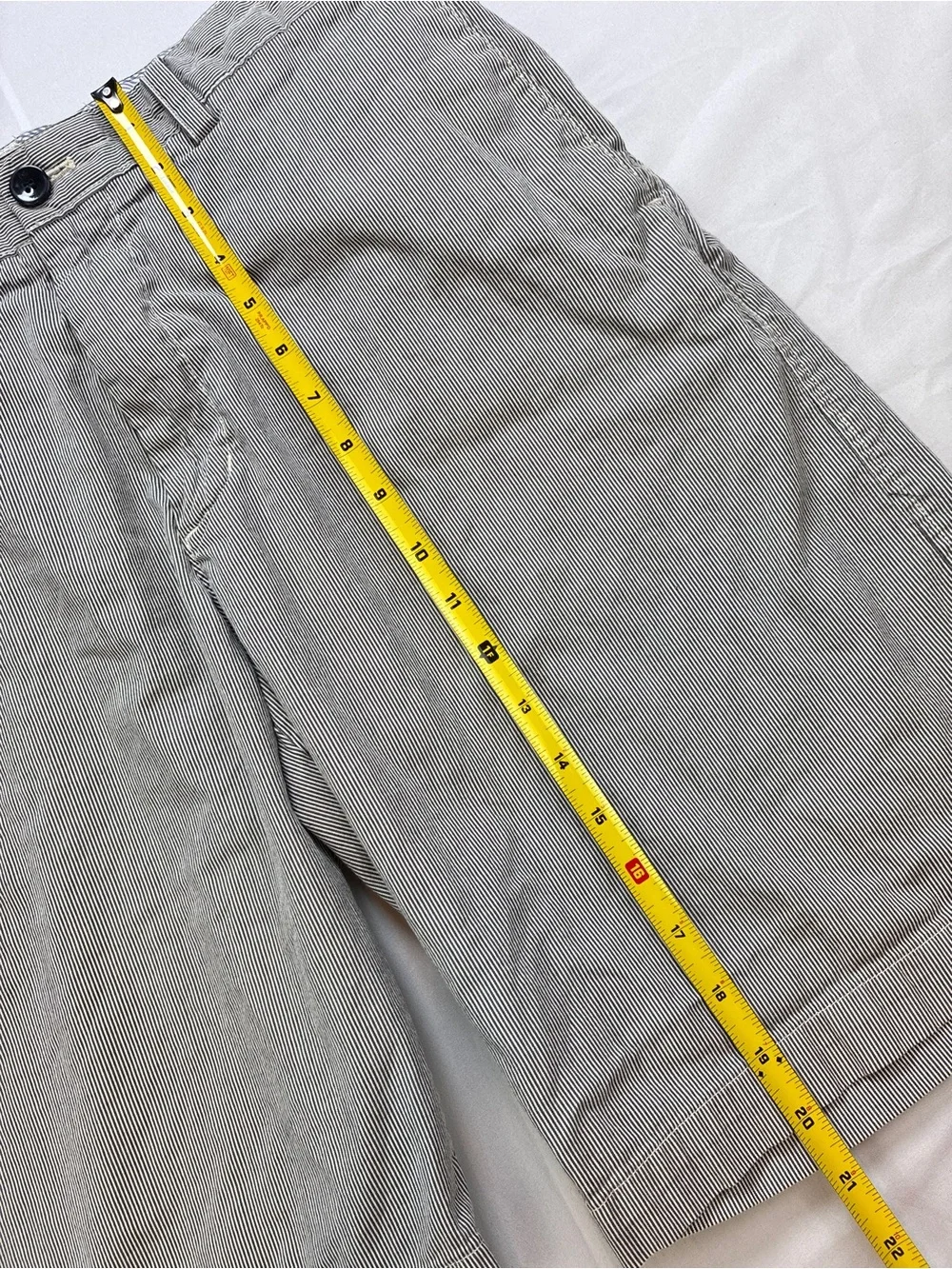 Banana Republic Bermuda Flat-Front Shorts Dark Navy/White stripes
